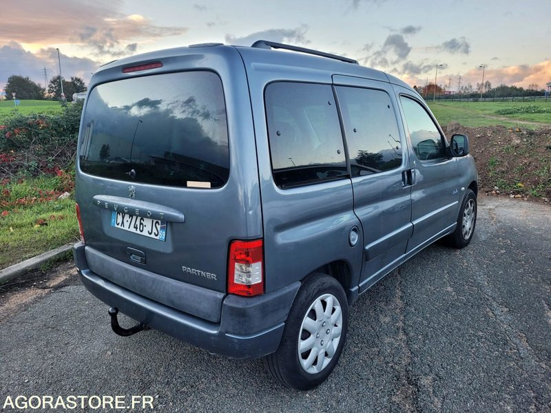 Peugeot partner 1.6hdi 90 ch - Vieglā automašīna: foto 3 Peugeot partner 1.6hdi 90 ch - Vieglā automašīna: foto 3