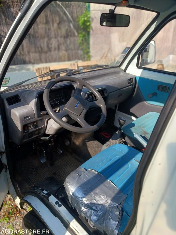 Piaggio Porter 90787 kms 2009 - Komercauto pašizgāzējs: foto 3 Piaggio Porter 90787 kms 2009 - Komercauto pašizgāzējs: foto 3