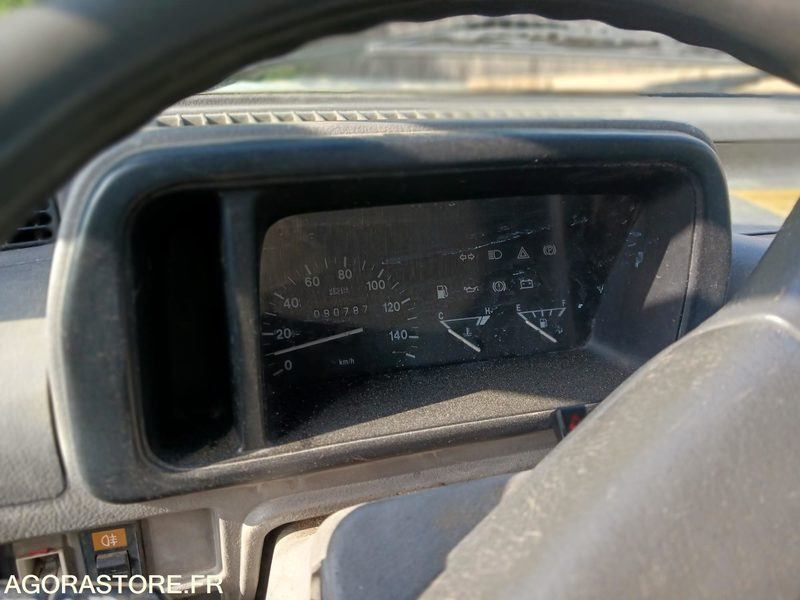Piaggio Porter 90787 kms 2009 - Komercauto pašizgāzējs: foto 4 Piaggio Porter 90787 kms 2009 - Komercauto pašizgāzējs: foto 4