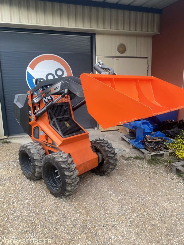 Porte outils SSQ15D 48 heures Worky Quad DIESEL 48 heures - Iekrāvējs: foto 2 Porte outils SSQ15D 48 heures Worky Quad DIESEL 48 heures - Iekrāvējs: foto 2