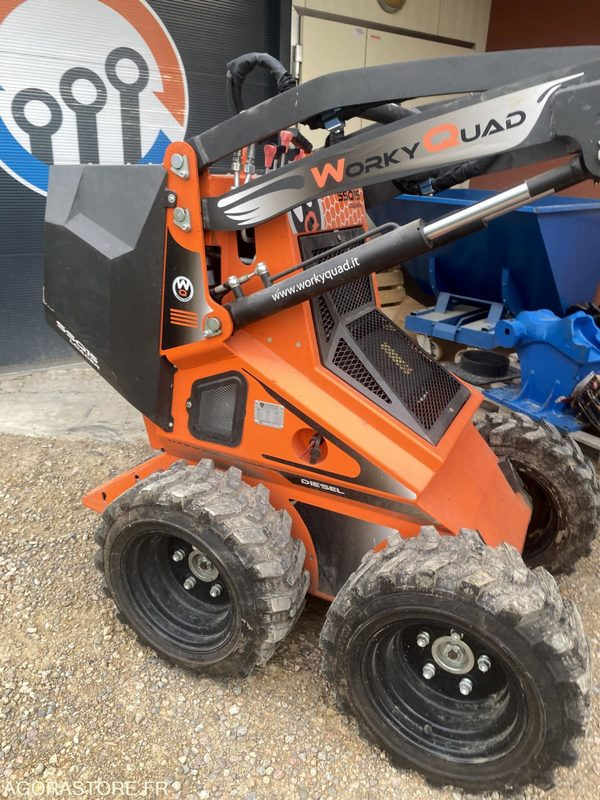 Porte outils SSQ15D 48 heures Worky Quad DIESEL 48 heures - Iekrāvējs: foto 3 Porte outils SSQ15D 48 heures Worky Quad DIESEL 48 heures - Iekrāvējs: foto 3