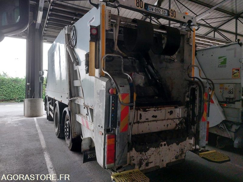 RENAULT - BOM Premium - 2008 / 412 258 km - DW-892-SD (BARA - R51651) - Atkritumu vedējs: foto 5 RENAULT - BOM Premium - 2008 / 412 258 km - DW-892-SD (BARA - R51651) - Atkritumu vedējs: foto 5