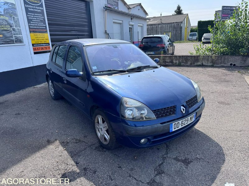 RENAULT CLIO 1.5 DCI 90CH - 2003 - 190000KMS - Vieglā automašīna: foto 2 RENAULT CLIO 1.5 DCI 90CH - 2003 - 190000KMS - Vieglā automašīna: foto 2