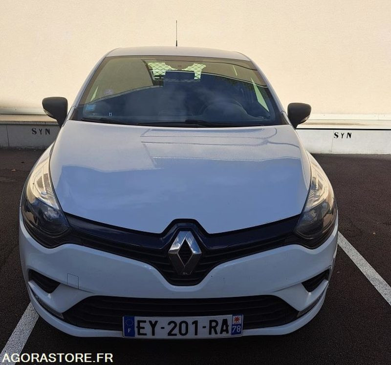 RENAULT - CLIO - 2018 - 79 000 KM - Vieglā automašīna: foto 1 RENAULT - CLIO - 2018 - 79 000 KM - Vieglā automašīna: foto 1