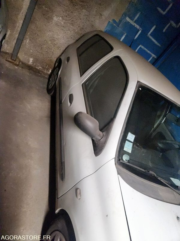 RENAULT CLIO - Vieglā automašīna: foto 2 RENAULT CLIO - Vieglā automašīna: foto 2