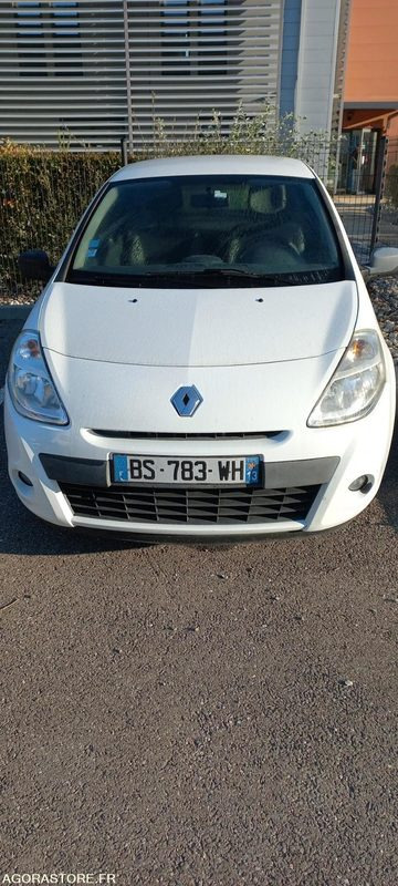 RENAULT CLIO SOCIETE de 2011 - 203 500 km (R30359) - Vieglā automašīna: foto 2 RENAULT CLIO SOCIETE de 2011 - 203 500 km (R30359) - Vieglā automašīna: foto 2