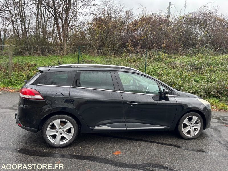 RENAULT- Clio Estate IV - Boite Automatique - année 2016 - 128000 kms - Essence - Universālis: foto 2 RENAULT- Clio Estate IV - Boite Automatique - année 2016 - 128000 kms - Essence - Universālis: foto 2