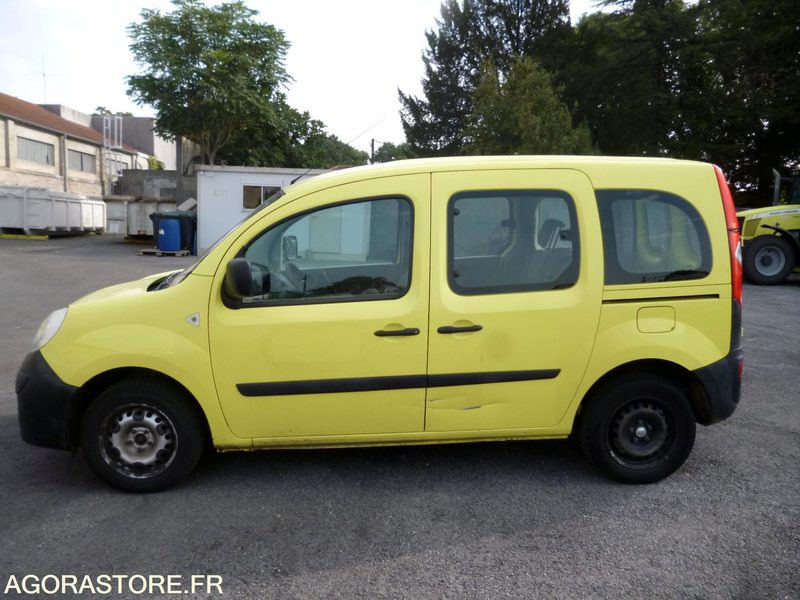 RENAULT KANGOO 1.5 DCI 5 PLACES - Vieglā automašīna: foto 2 RENAULT KANGOO 1.5 DCI 5 PLACES - Vieglā automašīna: foto 2