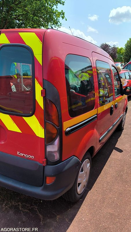 RENAULT KANGOO 1 PHASE 1 1,9LD 65CV - 2001 - 105668kms - Mazs furgons: foto 1 RENAULT KANGOO 1 PHASE 1 1,9LD 65CV - 2001 - 105668kms - Mazs furgons: foto 1