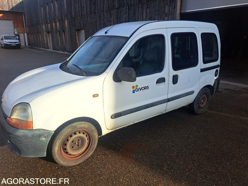RENAULT KANGOO 157000kms 2000 - Mazs furgons: foto 1 RENAULT KANGOO 157000kms 2000 - Mazs furgons: foto 1