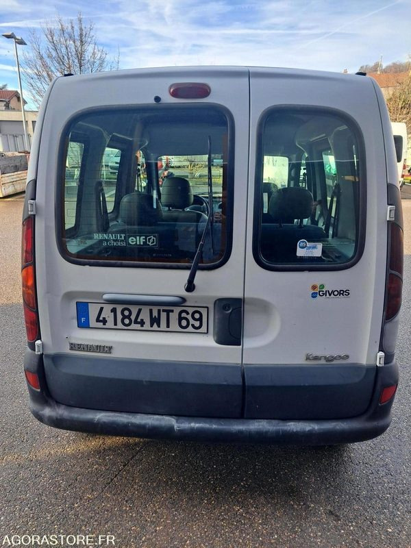 RENAULT KANGOO 157000kms 2000 - Mazs furgons: foto 3 RENAULT KANGOO 157000kms 2000 - Mazs furgons: foto 3