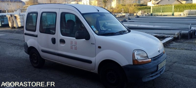 RENAULT KANGOO - Mazs furgons: foto 1 RENAULT KANGOO - Mazs furgons: foto 1