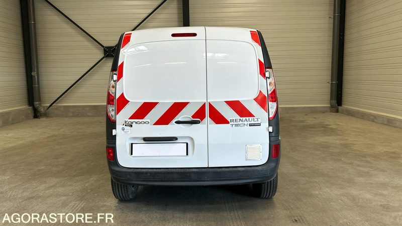 RENAULT KANGOO II MOTRICITE RENFORCEE 1ERE MAIN 2018 97800KMS CT OK - Mazs furgons: foto 2 RENAULT KANGOO II MOTRICITE RENFORCEE 1ERE MAIN 2018 97800KMS CT OK - Mazs furgons: foto 2