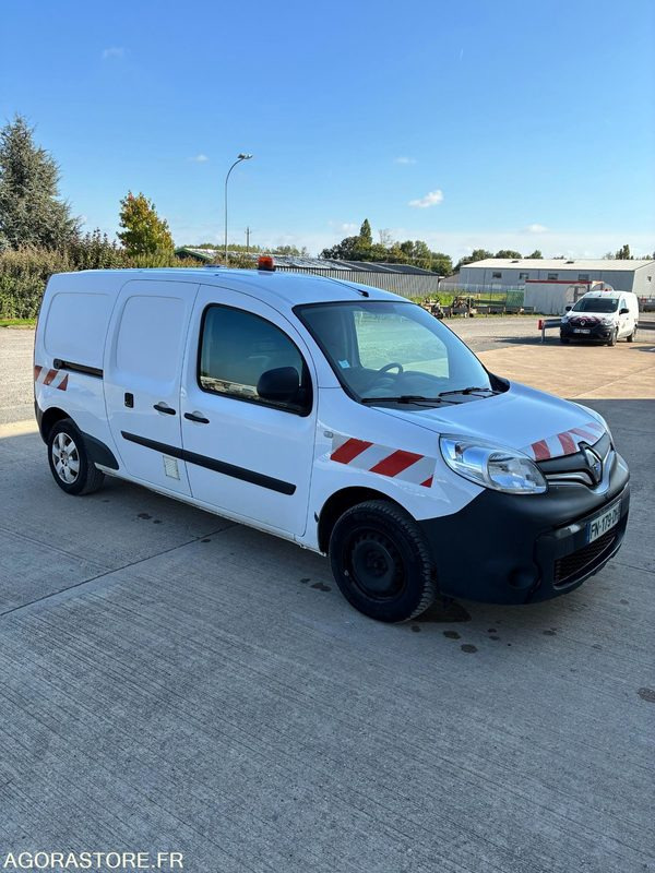 RENAULT KANGOO diesel - Année 2020 - 299.300 km - Mazs furgons: foto 3 RENAULT KANGOO diesel - Année 2020 - 299.300 km - Mazs furgons: foto 3