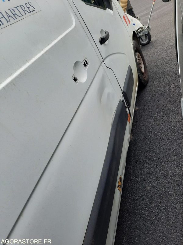 RENAULT MASTER - 2013 - 50449KM - Kravas mikroautobuss: foto 2 RENAULT MASTER - 2013 - 50449KM - Kravas mikroautobuss: foto 2