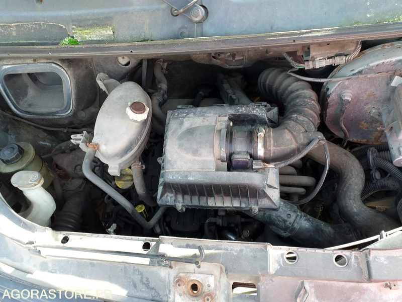 RENAULT MASTER BENNE - Komercauto pašizgāzējs: foto 5 RENAULT MASTER BENNE - Komercauto pašizgāzējs: foto 5