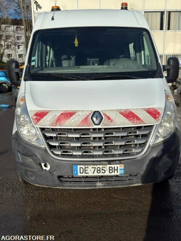 RENAULT MASTER - CABINE APPRONFONDI TP7 - 2014 - 309000KM - Mazs furgons: foto 4 RENAULT MASTER - CABINE APPRONFONDI TP7 - 2014 - 309000KM - Mazs furgons: foto 4