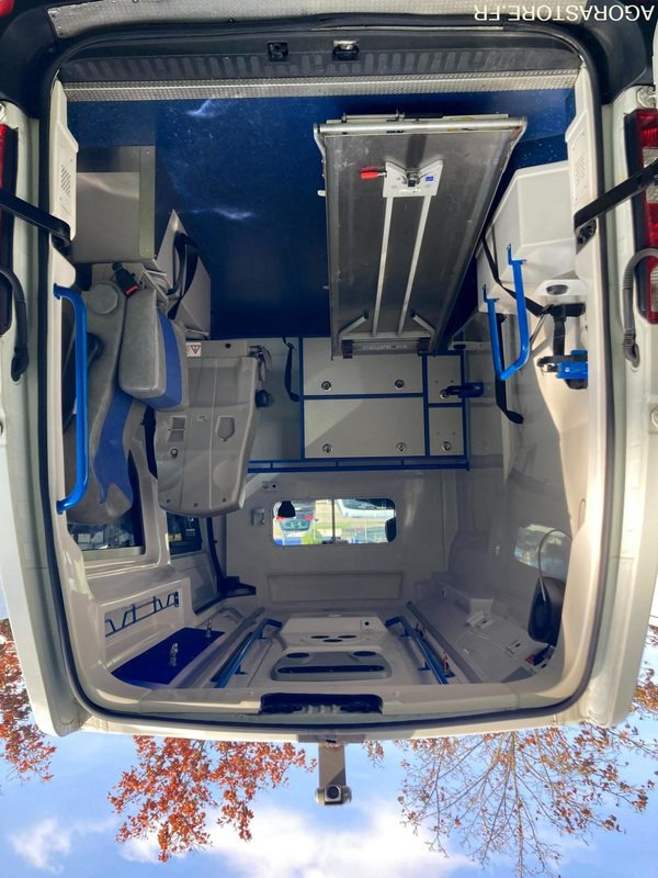 RENAULT MASTER VASP type ambulance - Ātrās palīdzības mašīna: foto 5 RENAULT MASTER VASP type ambulance - Ātrās palīdzības mašīna: foto 5