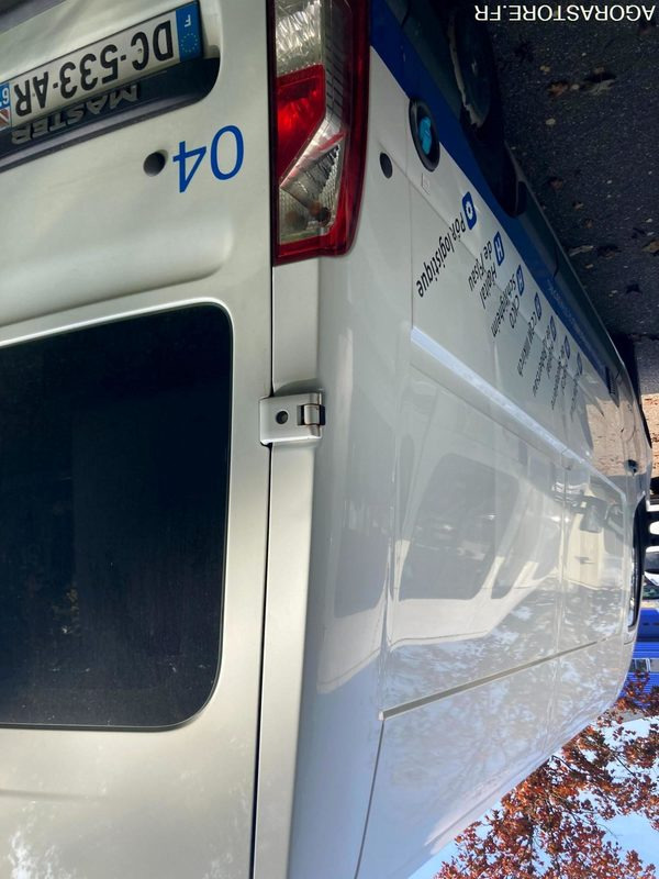 RENAULT MASTER VASP type ambulance - Ātrās palīdzības mašīna: foto 4 RENAULT MASTER VASP type ambulance - Ātrās palīdzības mašīna: foto 4