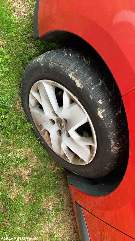 Vieglā automašīna RENAULT MEGANE 309707kms - 2013: foto 7 Vieglā automašīna RENAULT MEGANE 309707kms - 2013: foto 7