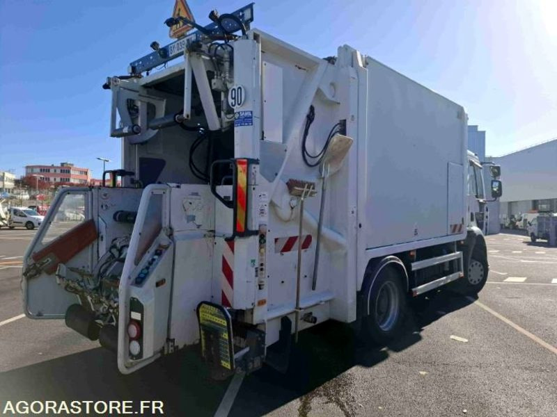 RENAULT MIDLUM 270 BOM 12.80m3 SEMAT CARGOPAC II V.E - 2011/159344 KM (BY039HX) - Atkritumu vedējs: foto 1 RENAULT MIDLUM 270 BOM 12.80m3 SEMAT CARGOPAC II V.E - 2011/159344 KM (BY039HX) - Atkritumu vedējs: foto 1