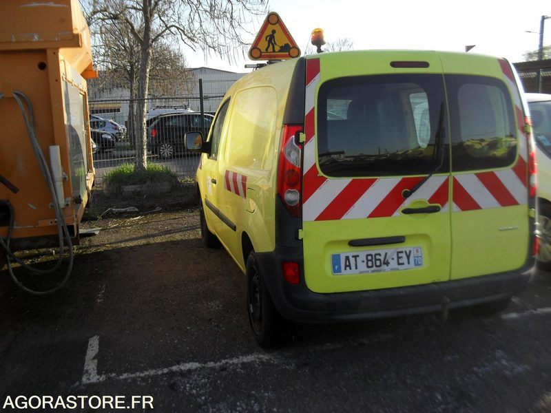 RENAULT NEW KANGOO UTILITAIRE - Mazs furgons: foto 4 RENAULT NEW KANGOO UTILITAIRE - Mazs furgons: foto 4
