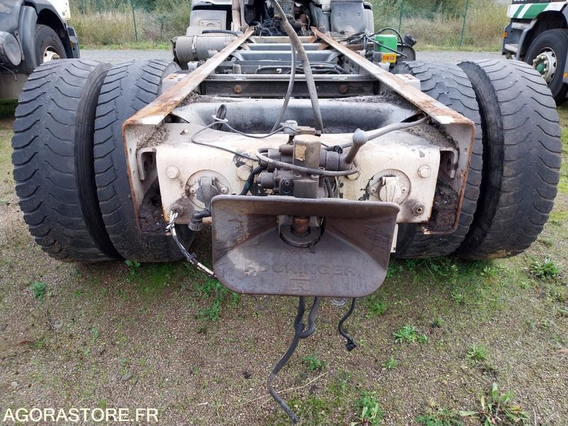 RENAULT PREMIUM 370-19 / 2007 / 371820 km - Šasija kravas automašīna: foto 4 RENAULT PREMIUM 370-19 / 2007 / 371820 km - Šasija kravas automašīna: foto 4