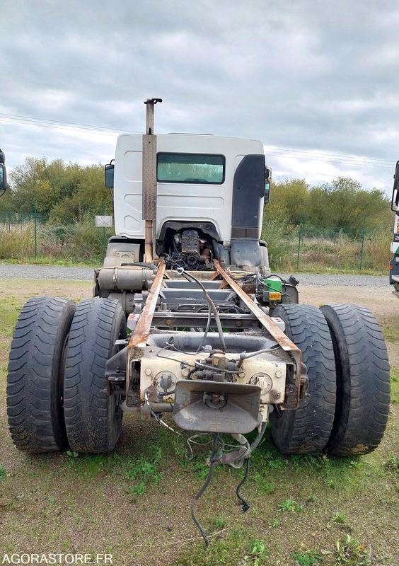 RENAULT PREMIUM 370-19 / 2007 / 371820 km - Šasija kravas automašīna: foto 3 RENAULT PREMIUM 370-19 / 2007 / 371820 km - Šasija kravas automašīna: foto 3