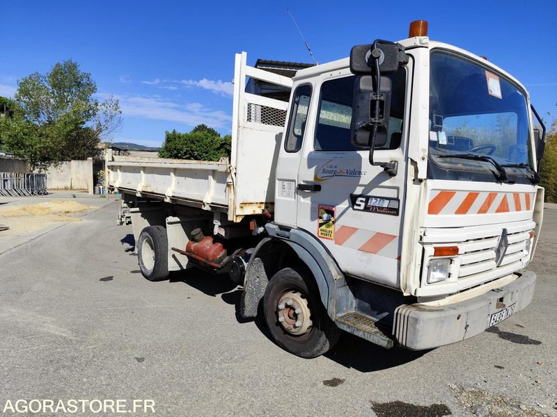 RENAULT S120 CAMION BENNE 1994 144 599 KMS BON ETAT - Komercauto pašizgāzējs: foto 2 RENAULT S120 CAMION BENNE 1994 144 599 KMS BON ETAT - Komercauto pašizgāzējs: foto 2