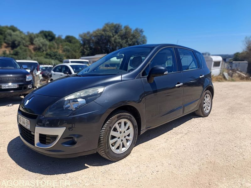 RENAULT SCENIC III 1.5 DCI 110CV - 2009 - 155000KMS - Vieglā automašīna: foto 2 RENAULT SCENIC III 1.5 DCI 110CV - 2009 - 155000KMS - Vieglā automašīna: foto 2