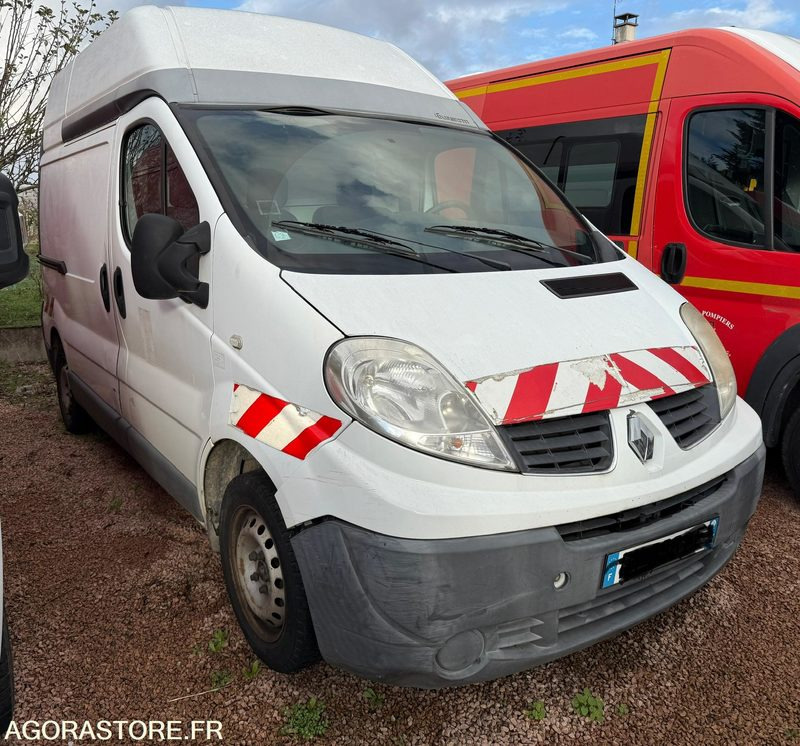 RENAULT TRAFIC 2.0 DCI 115 CH L1H2 - 233176 - 2011 - Kravas mikroautobuss: foto 2 RENAULT TRAFIC 2.0 DCI 115 CH L1H2 - 233176 - 2011 - Kravas mikroautobuss: foto 2