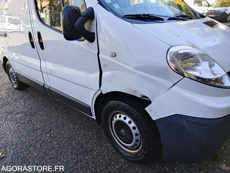 RENAULT TRAFIC - 2012 - 89191kms - Kravas mikroautobuss: foto 4 RENAULT TRAFIC - 2012 - 89191kms - Kravas mikroautobuss: foto 4