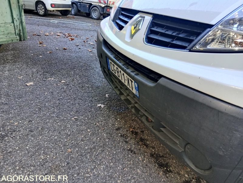 RENAULT TRAFIC - 2012 - 89191kms - Kravas mikroautobuss: foto 3 RENAULT TRAFIC - 2012 - 89191kms - Kravas mikroautobuss: foto 3