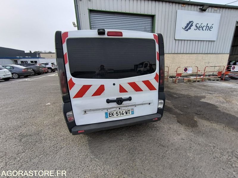 RENAULT TRAFIC - 283 019 KM - 2006 -EK-514-WT - Kravas mikroautobuss: foto 3 RENAULT TRAFIC - 283 019 KM - 2006 -EK-514-WT - Kravas mikroautobuss: foto 3