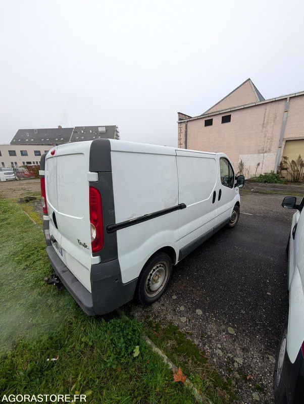 RENAULT TRAFIC 90CV 2.0 DCI - 209 014 KM - Kravas mikroautobuss: foto 5 RENAULT TRAFIC 90CV 2.0 DCI - 209 014 KM - Kravas mikroautobuss: foto 5