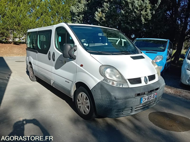 RENAULT TRAFIC VP DCI 100 TPMR - 134000km - 2006 - Kravas mikroautobuss: foto 2 RENAULT TRAFIC VP DCI 100 TPMR - 134000km - 2006 - Kravas mikroautobuss: foto 2