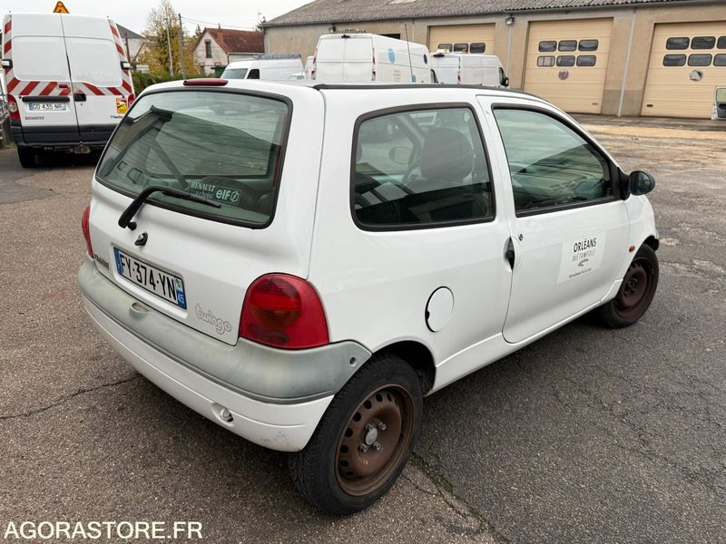 RENAULT TWINGO - 2002 - 158000KM - Vieglā automašīna: foto 4 RENAULT TWINGO - 2002 - 158000KM - Vieglā automašīna: foto 4