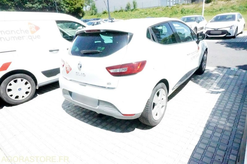 Renault Clio 4 - Vieglā automašīna: foto 2 Renault Clio 4 - Vieglā automašīna: foto 2