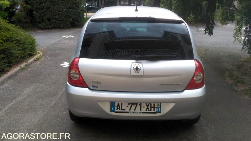 Renault Clio Campus 155254 kms 2010 - Vieglā automašīna: foto 3 Renault Clio Campus 155254 kms 2010 - Vieglā automašīna: foto 3