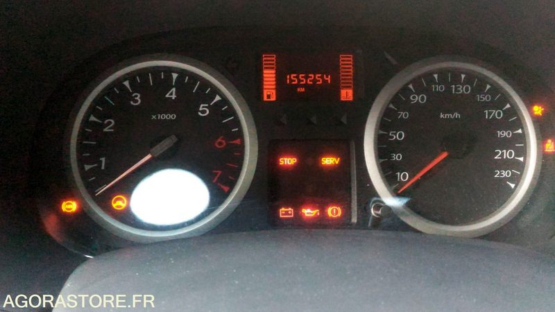 Renault Clio Campus 155254 kms 2010 - Vieglā automašīna: foto 4 Renault Clio Campus 155254 kms 2010 - Vieglā automašīna: foto 4