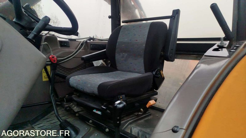 Renault Ergos 100 - 2001 - 11860h - 161ASD31 - Traktors: foto 5 Renault Ergos 100 - 2001 - 11860h - 161ASD31 - Traktors: foto 5