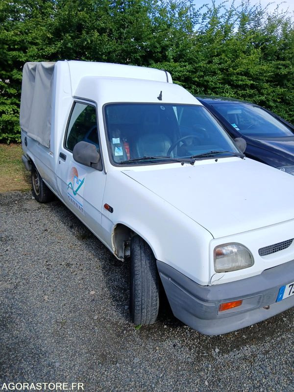 Renault Express - Mazs furgons: foto 1 Renault Express - Mazs furgons: foto 1