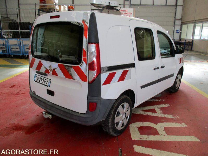 Renault Kangoo - 2013 - 119998 kms - Mazs furgons: foto 4 Renault Kangoo - 2013 - 119998 kms - Mazs furgons: foto 4