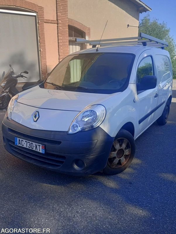 Renault Kangoo 6CV 136506 kms 2009 - Mazs furgons: foto 1 Renault Kangoo 6CV 136506 kms 2009 - Mazs furgons: foto 1