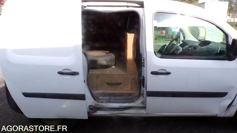 Renault Kangoo AL-756-YR (BE) - Mazs furgons: foto 4 Renault Kangoo AL-756-YR (BE) - Mazs furgons: foto 4