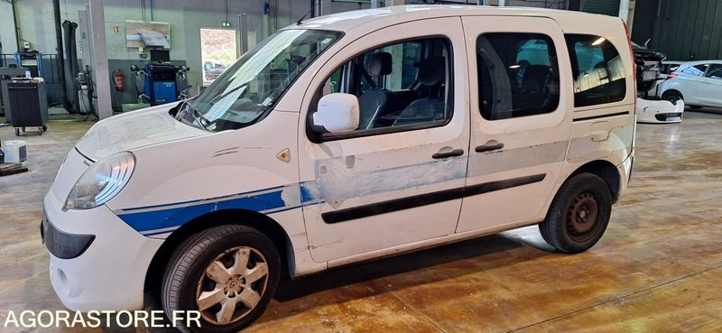 Renault Kangoo (Ancien véhicule de la Police Municipale) - Vieglā automašīna: foto 3 Renault Kangoo (Ancien véhicule de la Police Municipale) - Vieglā automašīna: foto 3
