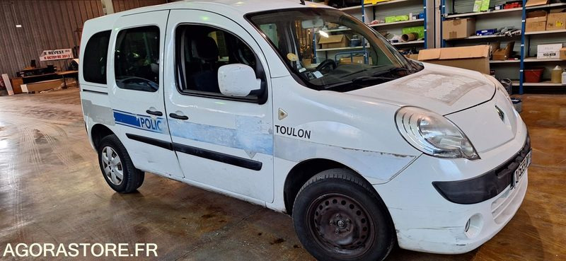 Renault Kangoo (Ancien véhicule de la Police Municipale) - Vieglā automašīna: foto 4 Renault Kangoo (Ancien véhicule de la Police Municipale) - Vieglā automašīna: foto 4