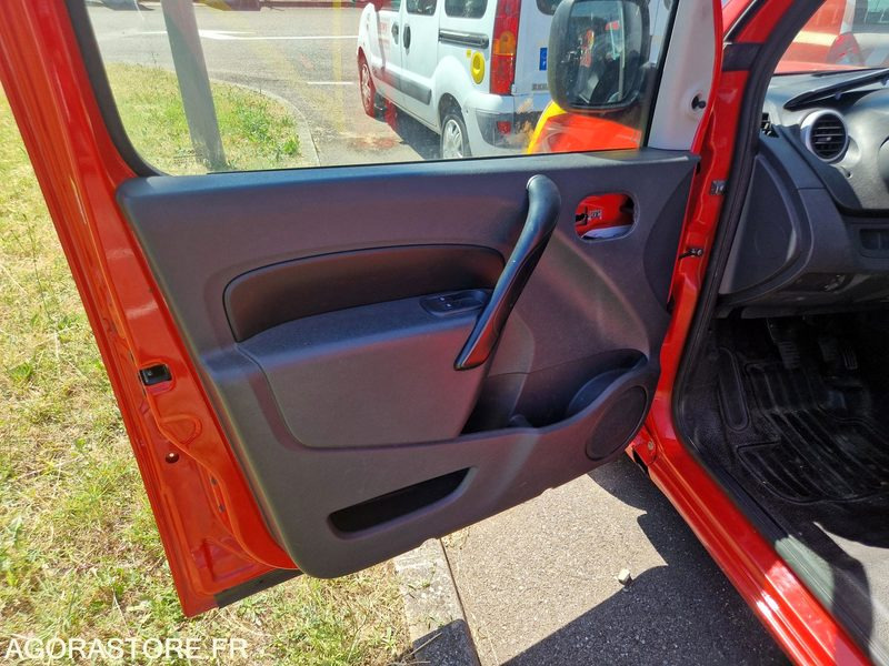 Renault Kangoo - CG679VM - Vieglā automašīna: foto 5 Renault Kangoo - CG679VM - Vieglā automašīna: foto 5