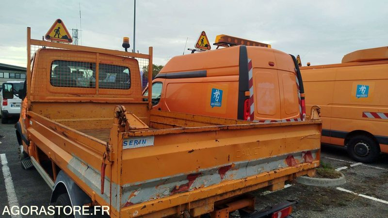 Renault Mascotte - 2003 - 191219kms - 463BDE31 - Komercauto pašizgāzējs: foto 2 Renault Mascotte - 2003 - 191219kms - 463BDE31 - Komercauto pašizgāzējs: foto 2