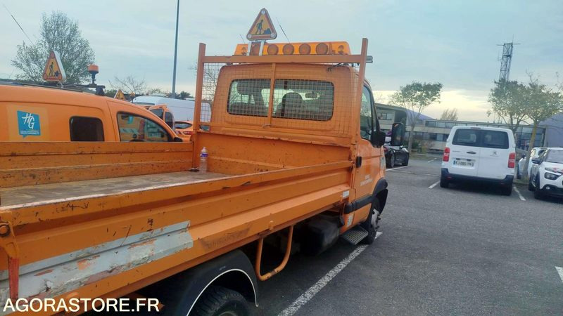 Renault Mascotte - 2003 - 209464kms - 466BDE31 - Komercauto pašizgāzējs: foto 2 Renault Mascotte - 2003 - 209464kms - 466BDE31 - Komercauto pašizgāzējs: foto 2